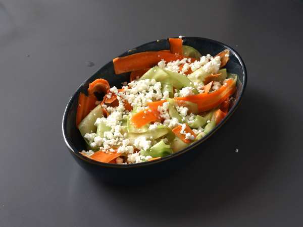 Salad tagliatelle sayuran dengan saus kacang - Persiapan langkah 6