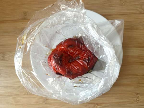 Salad lada panggang dalam penggorengan udara - Persiapan langkah 2