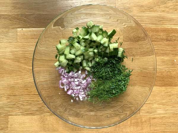 Mentimun dan salad kentang renyah - Persiapan langkah 4