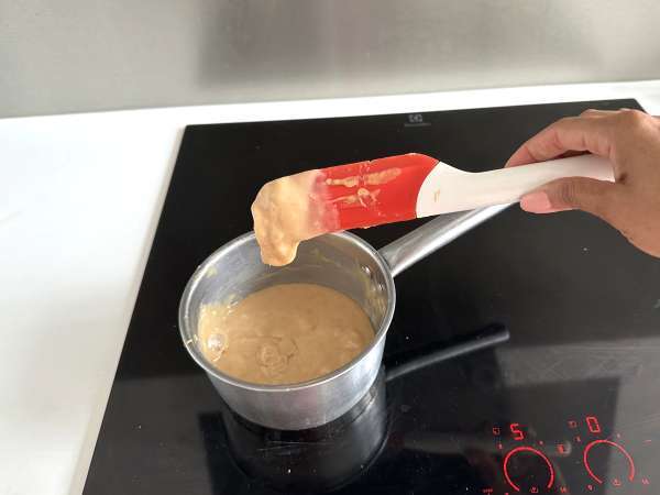 Peanut Brigadeiro, makanan manis khas Brasil yang lezat - Persiapan langkah 2