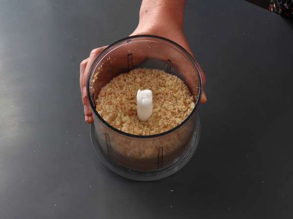 Bagaimana cara membuat remah roti panko Jepang buatan sendiri? Resep yang mudah dan ekonomis - Persiapan langkah 3