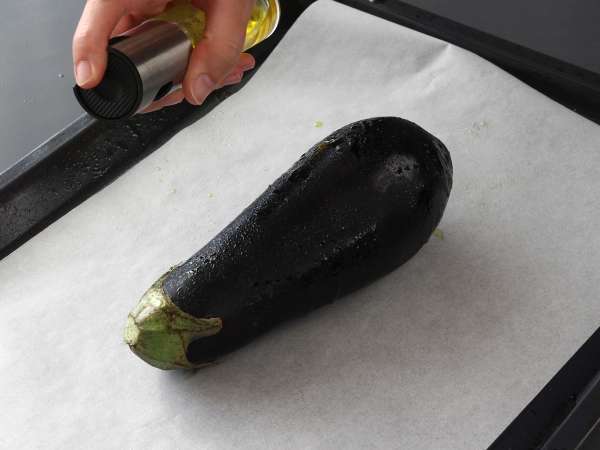 Terong dilapisi tepung roti dengan remah roti panko, kari Jepang ala katsu tapi vegetarian - Persiapan langkah 1