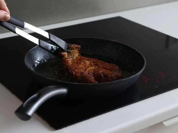 Terong dilapisi tepung roti dengan remah roti panko, kari Jepang ala katsu tapi vegetarian - Persiapan langkah 10