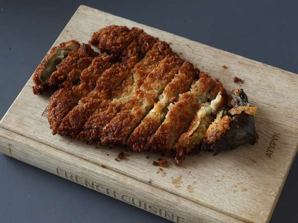 Terong dilapisi tepung roti dengan remah roti panko, kari Jepang ala katsu tapi vegetarian - Persiapan langkah 15