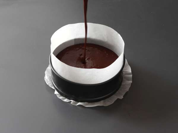 Chocolate pear fudge, hidangan penutup yang sangat mudah dibuat hanya dengan 2 bahan saja! - Persiapan langkah 5