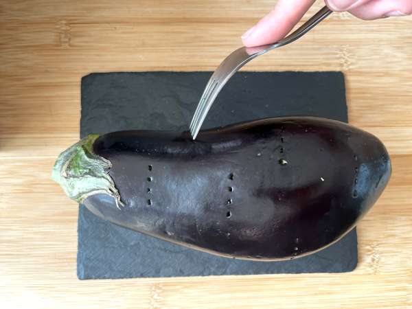 Terong dilapisi tepung roti ala Milan tapi vegetarian - Memasak dengan Air Fryer - Persiapan langkah 1