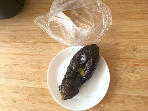 Terong dilapisi tepung roti ala Milan tapi vegetarian - Memasak dengan Air Fryer - Persiapan langkah 4