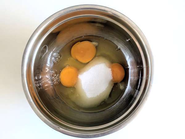 Clafoutis aprikot dengan Penggorengan Udara - Persiapan langkah 1