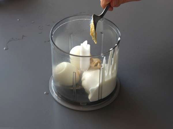 Mayones ringan dengan telur rebus dan tanpa minyak! Sempurna saat Anda tidak bisa makan telur mentah! - Persiapan langkah 2