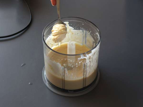 Mayones ringan dengan telur rebus dan tanpa minyak! Sempurna saat Anda tidak bisa makan telur mentah! - Persiapan langkah 3