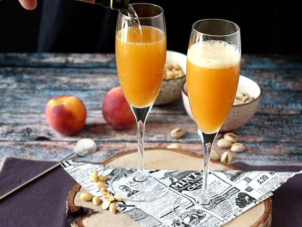 Bellini, koktail persik Italia yang mudah dibuat di rumah! - Persiapan langkah 2