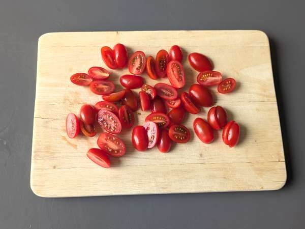 Tomat yang sesuai dengan penggorengan udara - Persiapan langkah 1