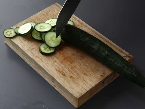 Tart musim panas yang sangat menyegarkan: ricotta, mentimun, dan salmon asap - Persiapan langkah 5