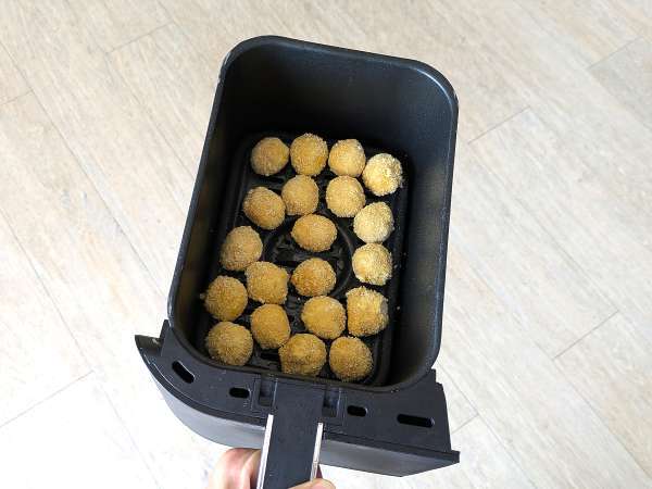 Mozzarelline dalam penggorengan udara - Persiapan langkah 7