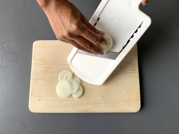 Bawang bombay renyah di dalam Air Fryer, super renyah dan lezat - Persiapan langkah 2