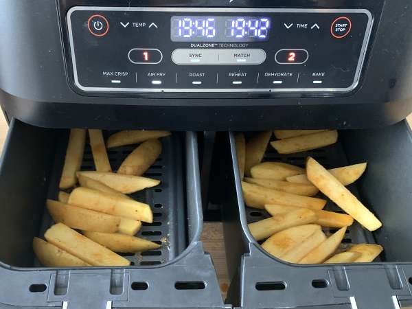 Bagaimana cara membuat kentang goreng yang renyah di dalam Air Fryer? - Persiapan langkah 7
