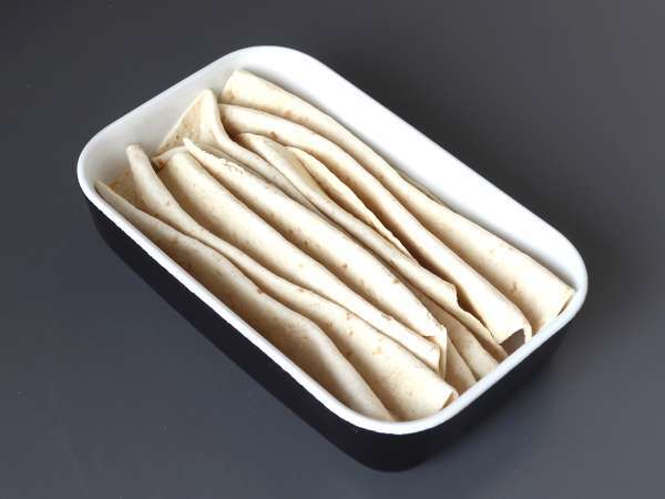 Apa yang harus dilakukan dengan tortilla Gaya kue crinkle ala ham, bayam, dan mozzarella gratin - Persiapan langkah 4