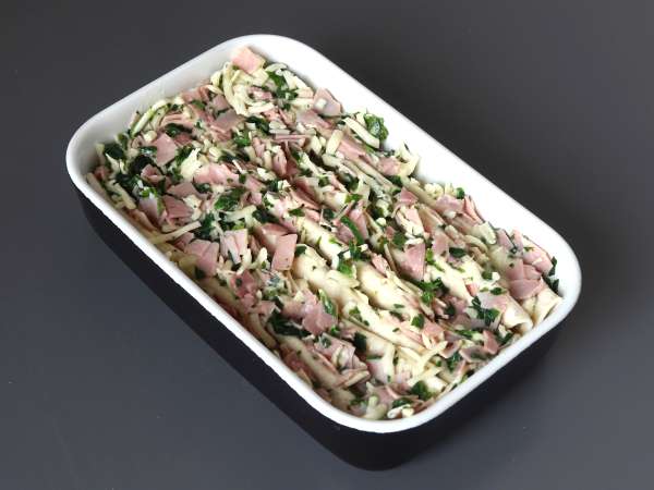 Apa yang harus dilakukan dengan tortilla Gaya kue crinkle ala ham, bayam, dan mozzarella gratin - Persiapan langkah 5