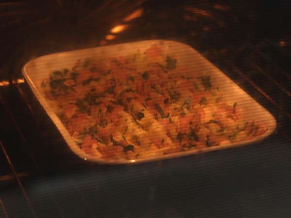 Apa yang harus dilakukan dengan tortilla Gaya kue crinkle ala ham, bayam, dan mozzarella gratin - Persiapan langkah 6