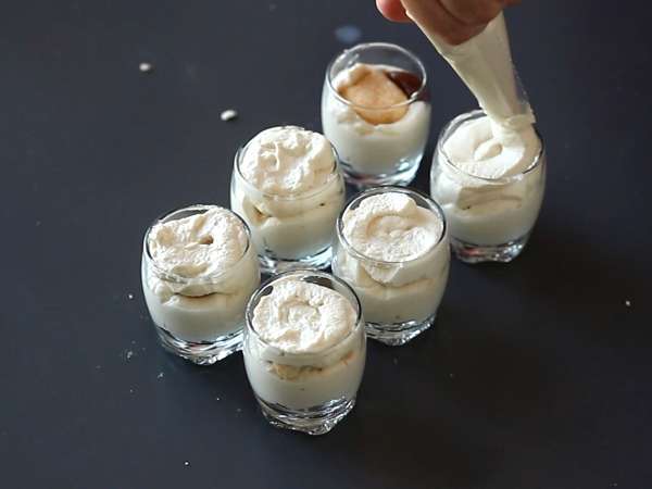 Kacamata bergaya Mont Blanc dengan krim kastanye - Persiapan langkah 11