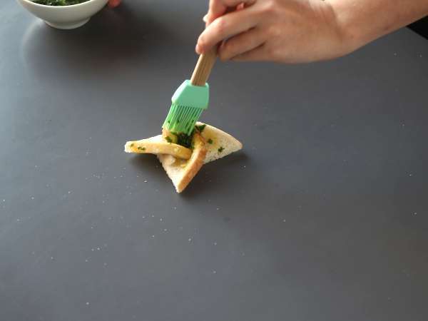 Roti bawang putih gaya bintang dengan roti sandwich - Persiapan langkah 8