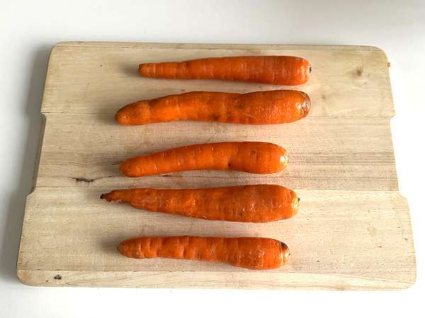 Wortel dalam saus madu dan clementine - Persiapan langkah 1