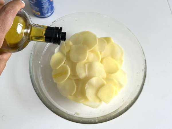 Keripik kentang yang dibuat dalam microwave - Persiapan langkah 5