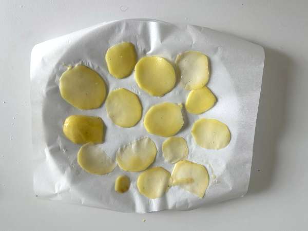 Keripik kentang yang dibuat dalam microwave - Persiapan langkah 6