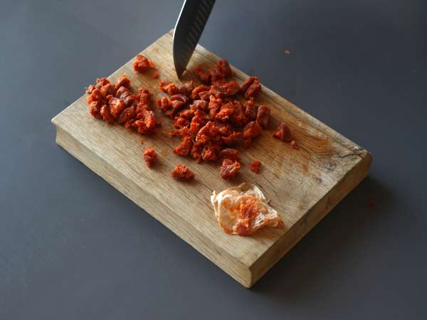 Muffin chorizo yang lembut dan pedas - Persiapan langkah 1