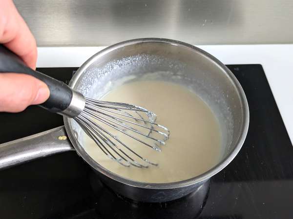 Jamur dan sosis Cannelloni: hidangan pertama yang kaya dan lezat - Persiapan langkah 2