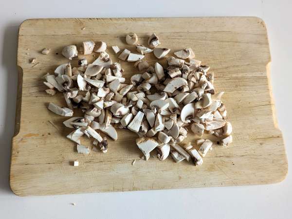 Jamur dan sosis Cannelloni: hidangan pertama yang kaya dan lezat - Persiapan langkah 5