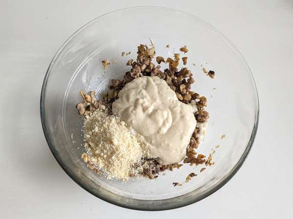 Jamur dan sosis Cannelloni: hidangan pertama yang kaya dan lezat - Persiapan langkah 8