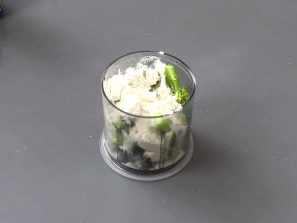 Pasta brokoli super mudah untuk membuat anak-anak senang dengan sayuran - Persiapan langkah 2