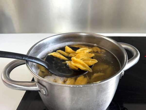 Pasta butternut segar hanya dengan 2 bahan - Persiapan langkah 7