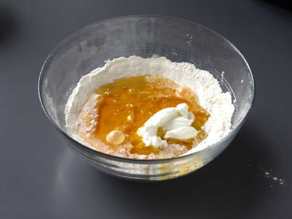 Ham, zaitun, dan kue tomat kering dengan skyr - Persiapan langkah 2