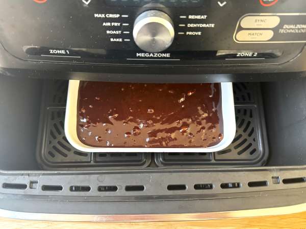 Brownies cokelat dan kenari di penggorengan udara - Persiapan langkah 7