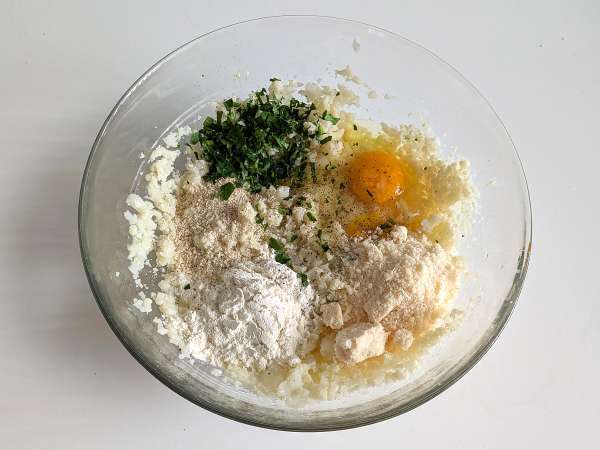 Bakso kembang kol dalam penggorengan udara: resep ekonomis dan vegetarian - Persiapan langkah 4