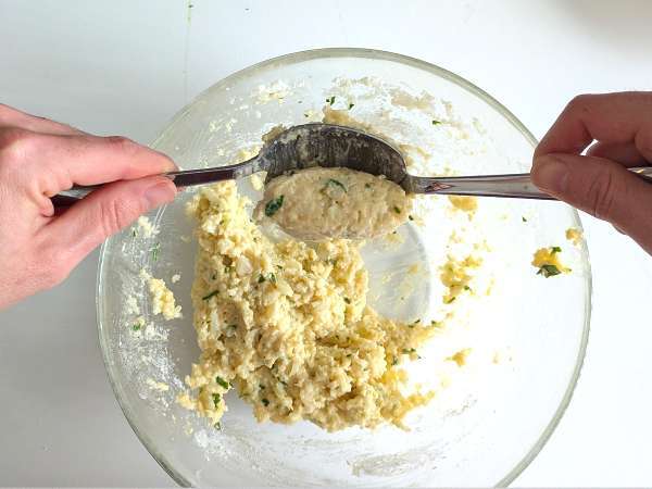 Bakso kembang kol dalam penggorengan udara: resep ekonomis dan vegetarian - Persiapan langkah 6