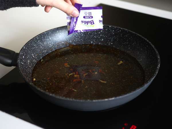 Cara memasak mie jeruk nipis buldak habanero, resep dengan ayam yang diasinkan! - Persiapan langkah 7