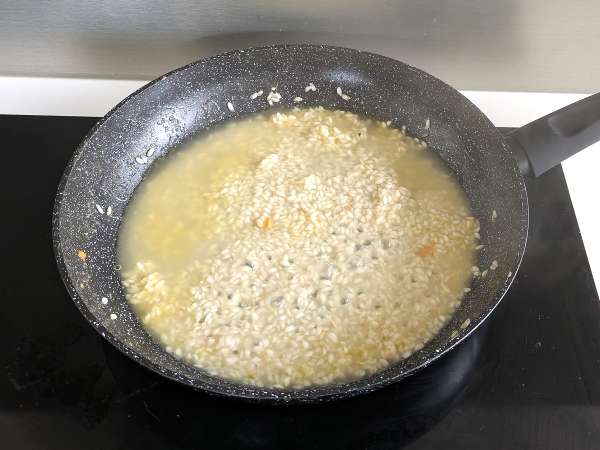 Risotto seafood beku: solusi ideal untuk hidangan yang cepat dan lezat - Persiapan langkah 6