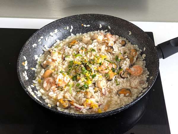 Risotto seafood beku: solusi ideal untuk hidangan yang cepat dan lezat - Persiapan langkah 8
