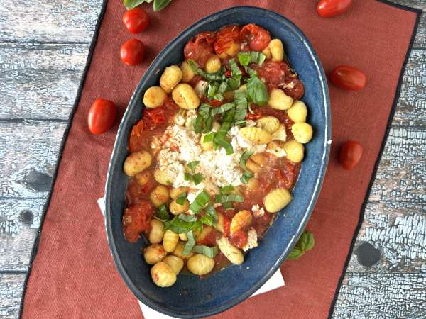 Gnocchi feta panggang dengan Airfryer, hidangan super cepat dengan tomat ceri dan feta! - Persiapan langkah 6