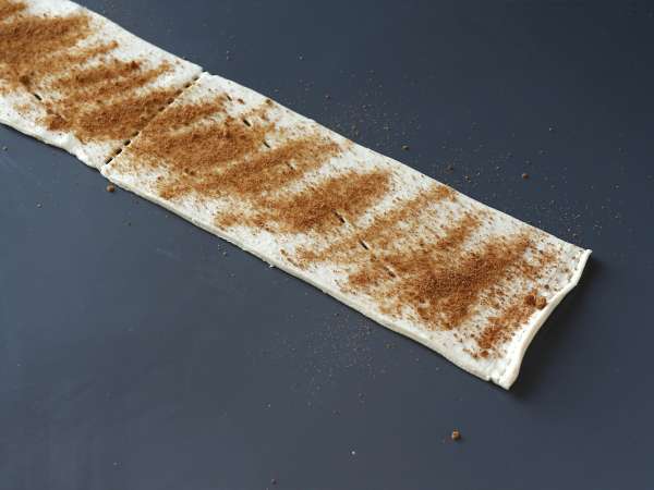 Cruffin, kombinasi croissant dan muffin, dengan puding dan cokelat - Persiapan langkah 6