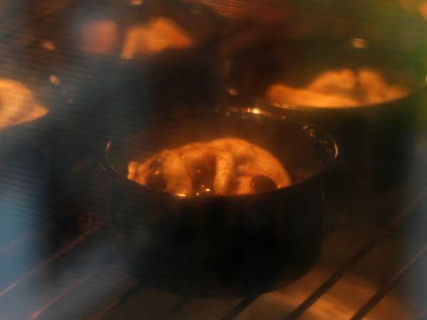 Cruffin, kombinasi croissant dan muffin, dengan puding dan cokelat - Persiapan langkah 11