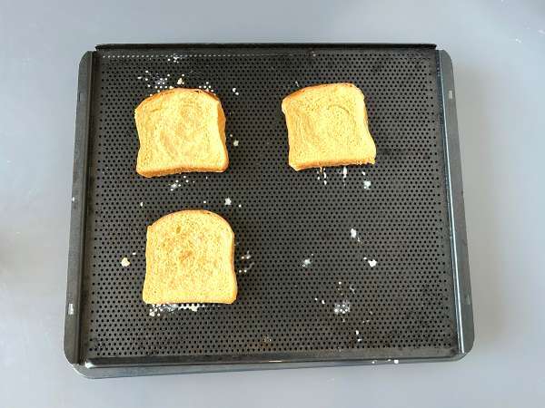 Torrijas dalam penggorengan udara dengan roti brioche, sebuah tradisi tanpa kerumitan - Persiapan langkah 5