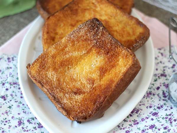 Torrijas dalam penggorengan udara dengan roti brioche, sebuah tradisi tanpa kerumitan - Persiapan langkah 8