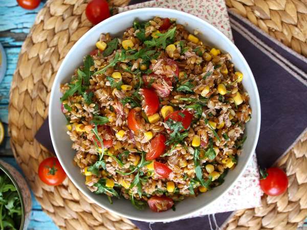 Salad tuna dan tuna: resep yang ringan, lezat, dan sempurna sepanjang tahun - Persiapan langkah 6