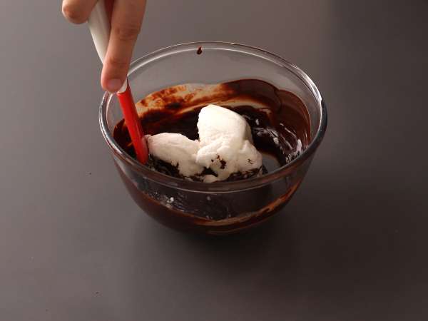 Mousse cokelat yang sempurna, sangat lezat dengan sedikit rasa garam - Persiapan langkah 4