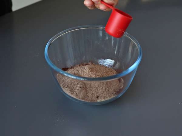 Brownies berprotein dengan whey, bebas gluten alami - Persiapan langkah 1