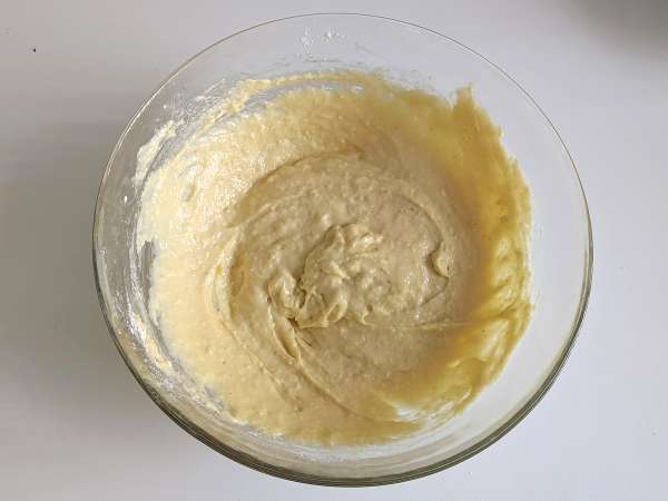 Muffin cukini dalam penggorengan udara: resep yang ringan dan lembut - Persiapan langkah 3